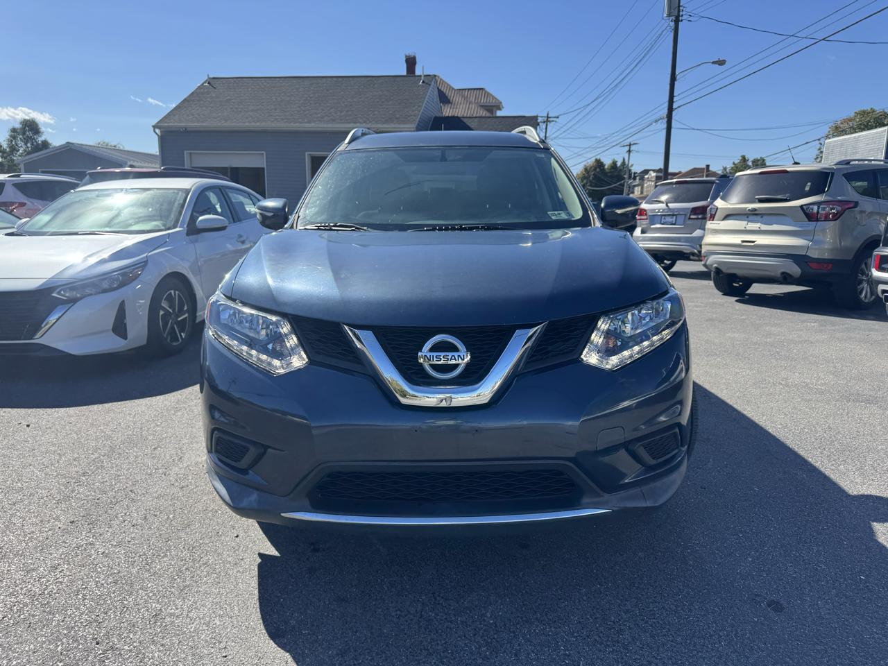 Nissan Rogue FWD 4dr SV 2015