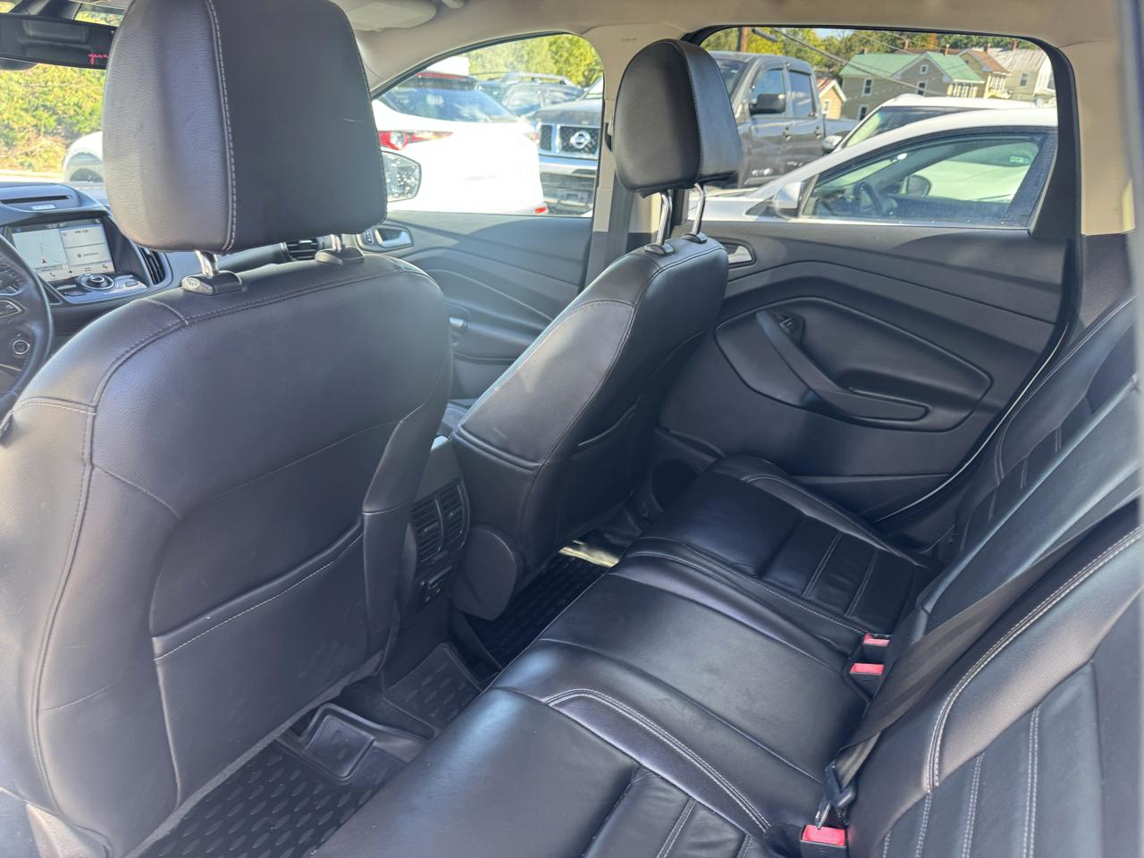 Ford Escape Titanium FWD 2017