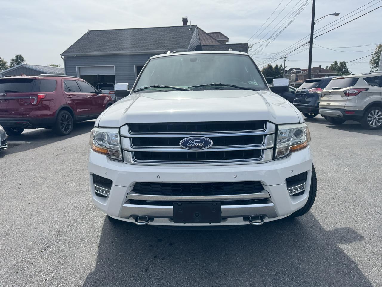 Ford Expedition 4WD 4dr Platinum 2015