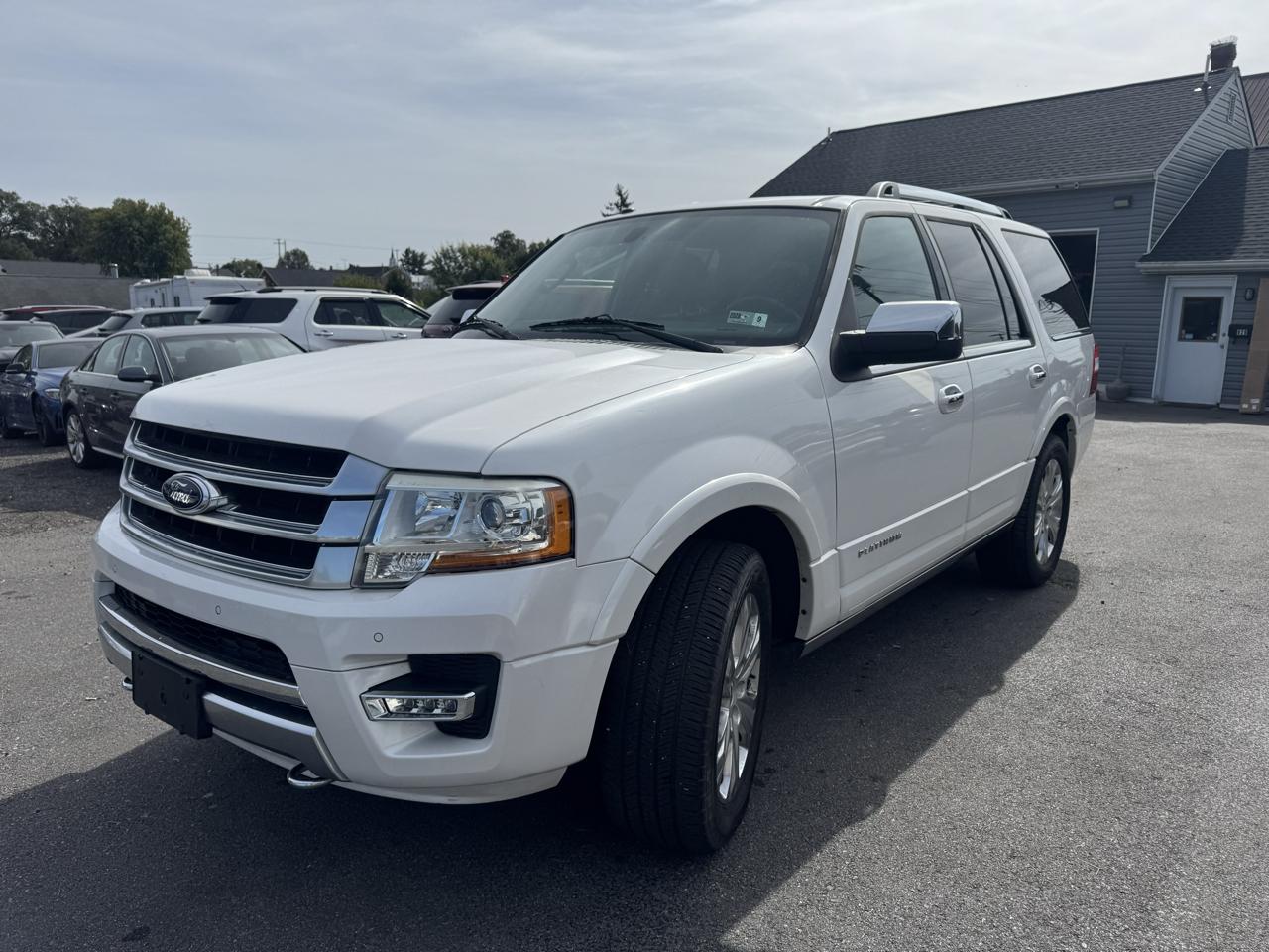 Ford Expedition 4WD 4dr Platinum 2015