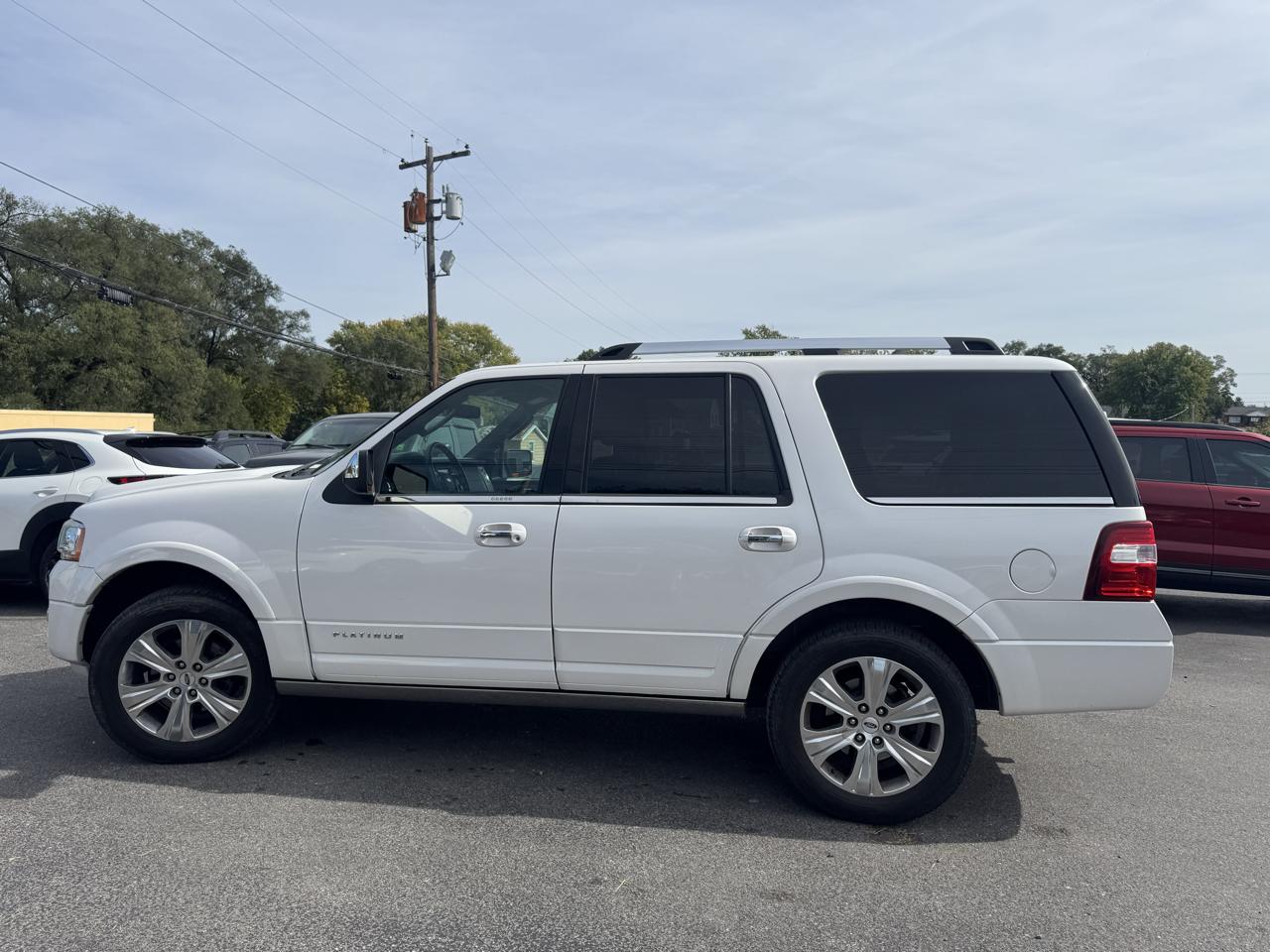Ford Expedition 4WD 4dr Platinum 2015