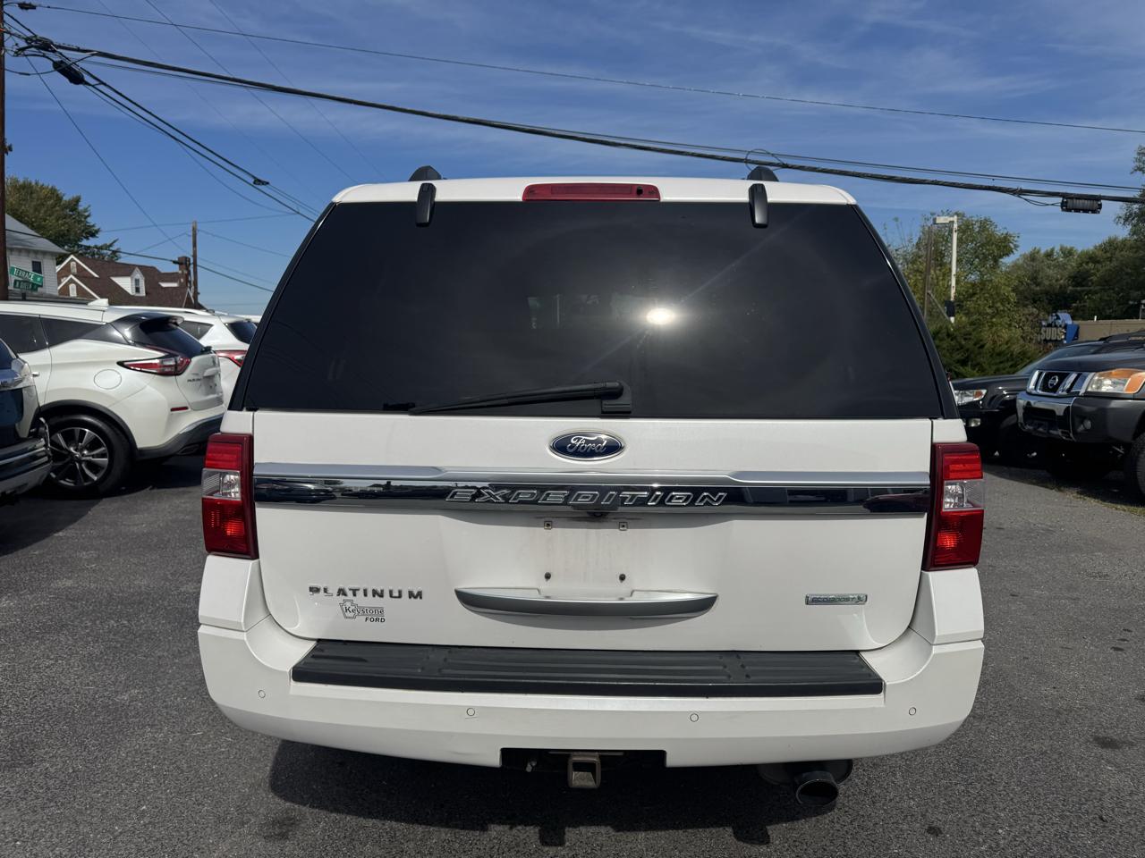 Ford Expedition 4WD 4dr Platinum 2015