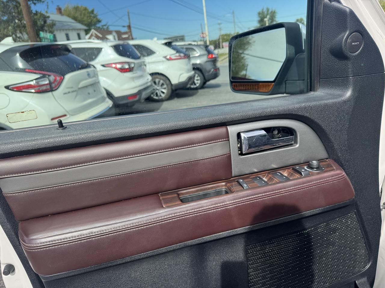 Ford Expedition 4WD 4dr Platinum 2015