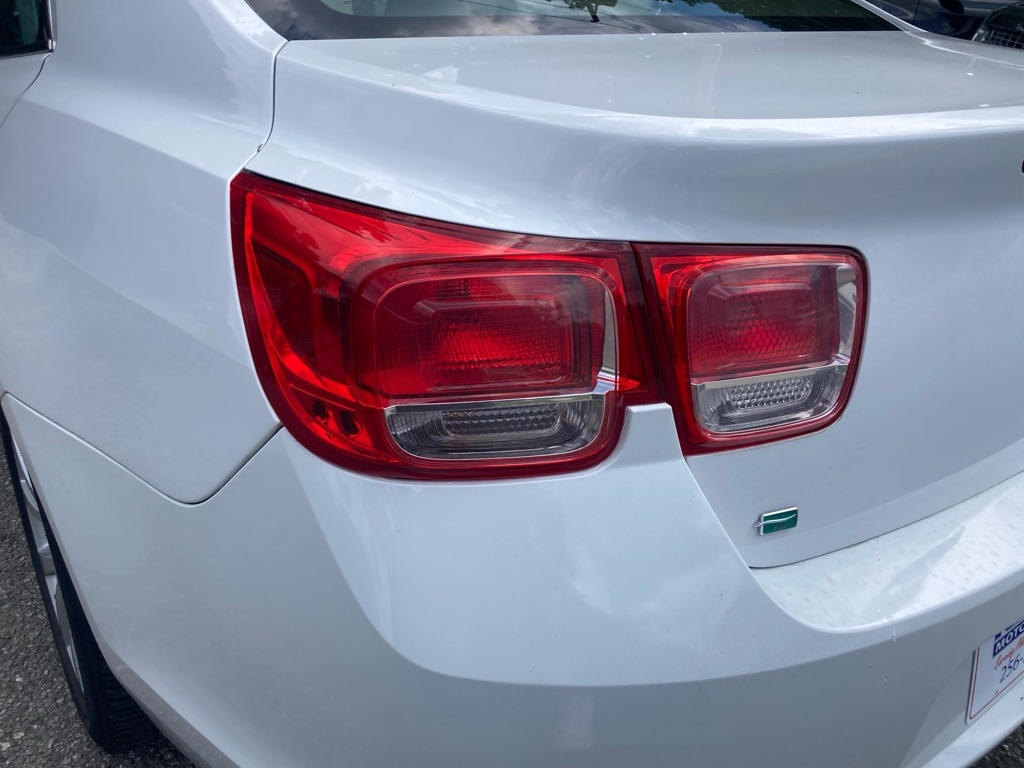 Chevrolet Malibu 4dr Sdn LT w/2LT 2015 Chevrolet Malibu 4dr Sdn LT w/2LT 2015