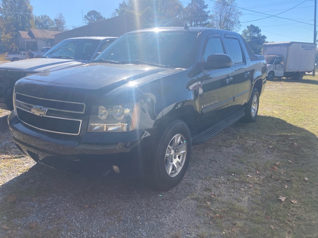 Chevrolet Avalanche 4WD Crew Cab 130" LT w/2LT 2008