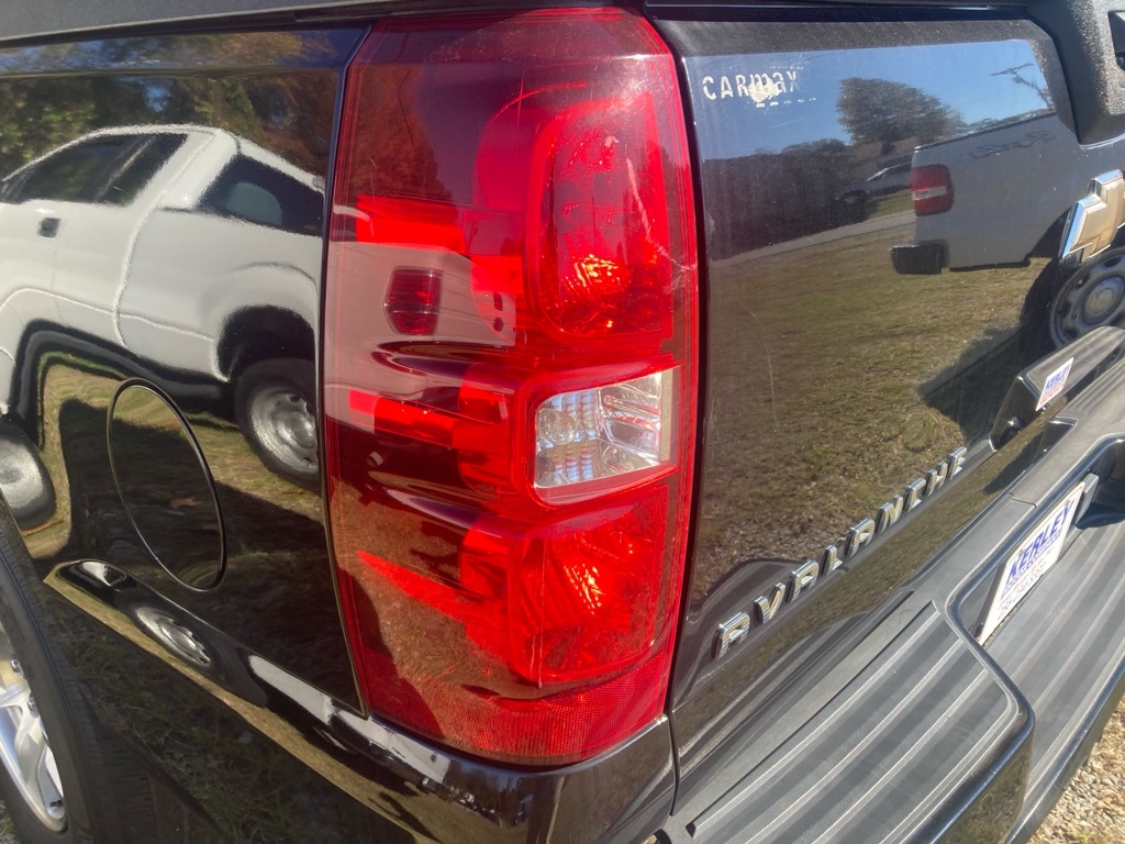 Chevrolet Avalanche 4WD Crew Cab 130" LT w/2LT 2008