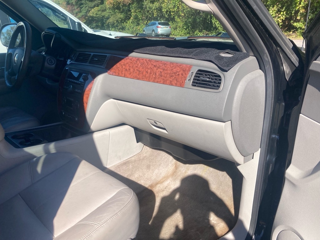 Chevrolet Avalanche 4WD Crew Cab 130" LT w/2LT 2008