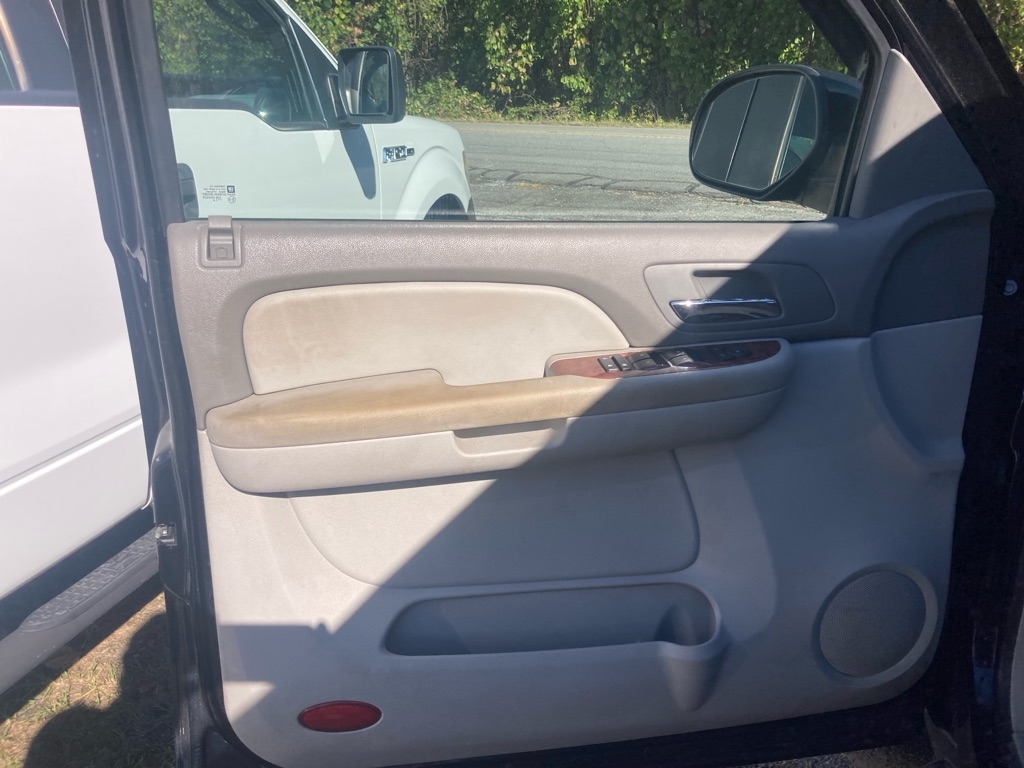 Chevrolet Avalanche 4WD Crew Cab 130" LT w/2LT 2008