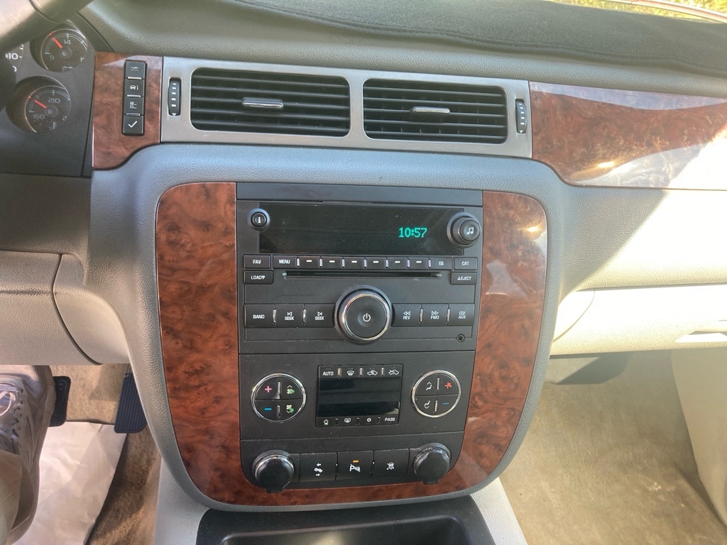 Chevrolet Avalanche 4WD Crew Cab 130" LT w/2LT 2008