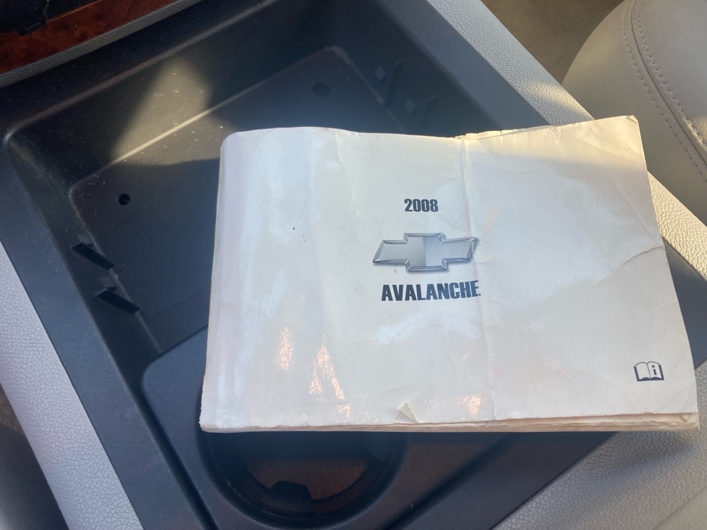 Chevrolet Avalanche 4WD Crew Cab 130" LT w/2LT 2008