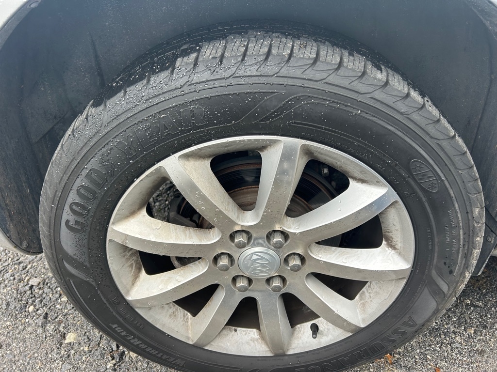 Buick Enclave FWD 4dr Premium 2015