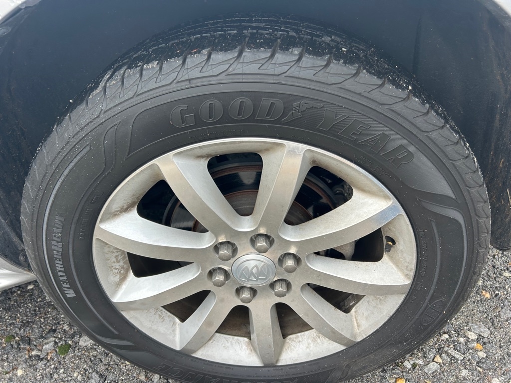 Buick Enclave FWD 4dr Premium 2015