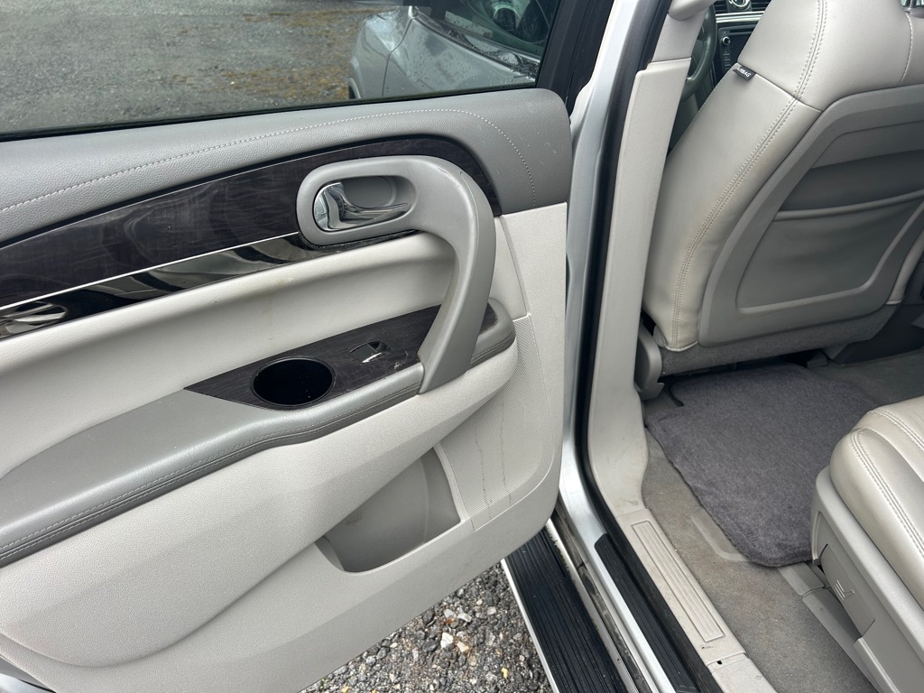 Buick Enclave FWD 4dr Premium 2015