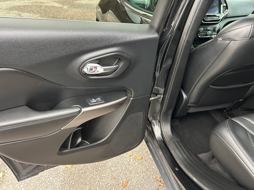 Jeep Cherokee Limited FWD 2019