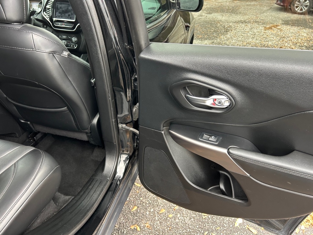 Jeep Cherokee Limited FWD 2019