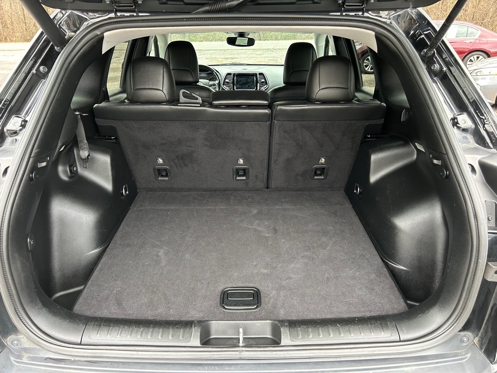 Jeep Cherokee Limited FWD 2019