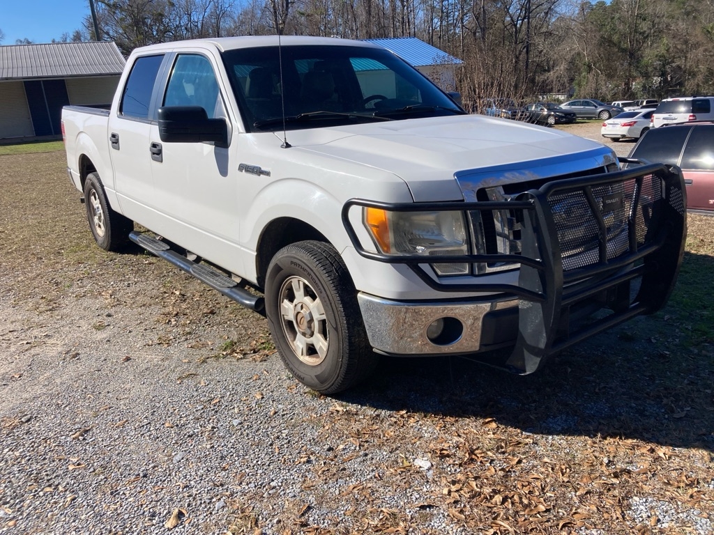 Ford F-150 2WD SuperCrew 145" XLT 2011