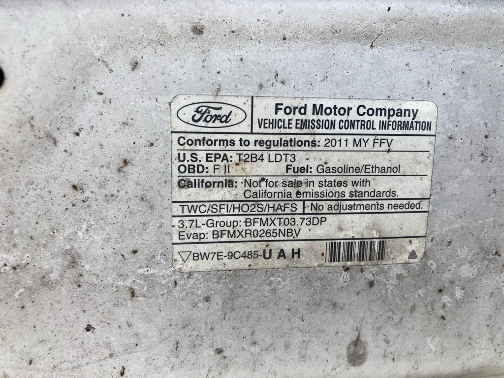 Ford F-150 2WD SuperCrew 145" XLT 2011