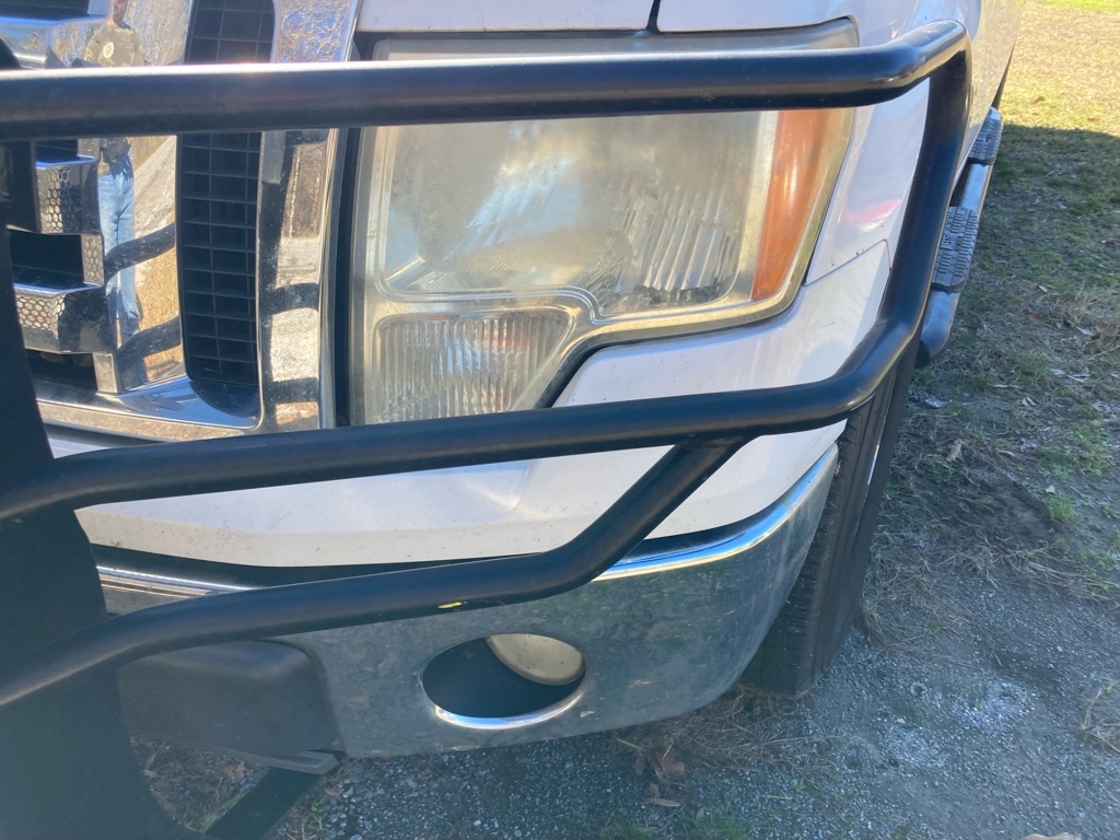 Ford F-150 2WD SuperCrew 145" XLT 2011