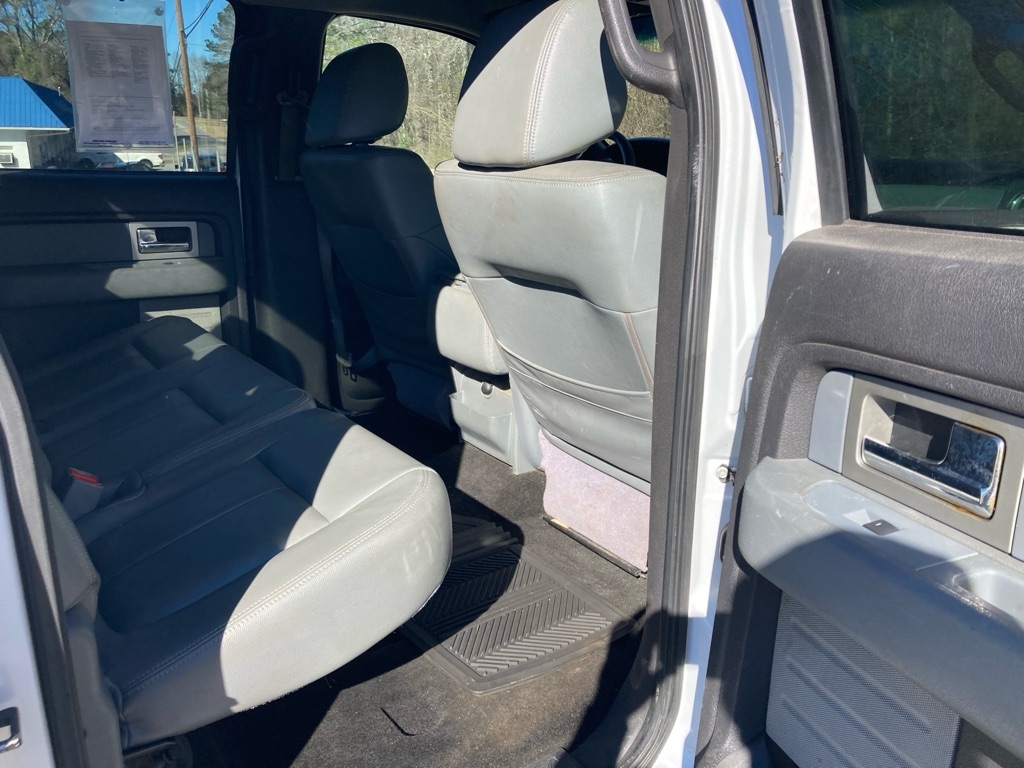 Ford F-150 2WD SuperCrew 145" XLT 2011