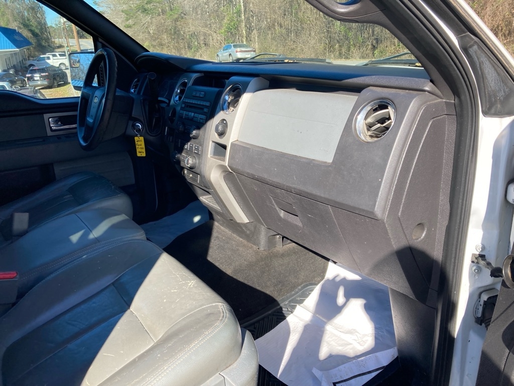 Ford F-150 2WD SuperCrew 145" XLT 2011