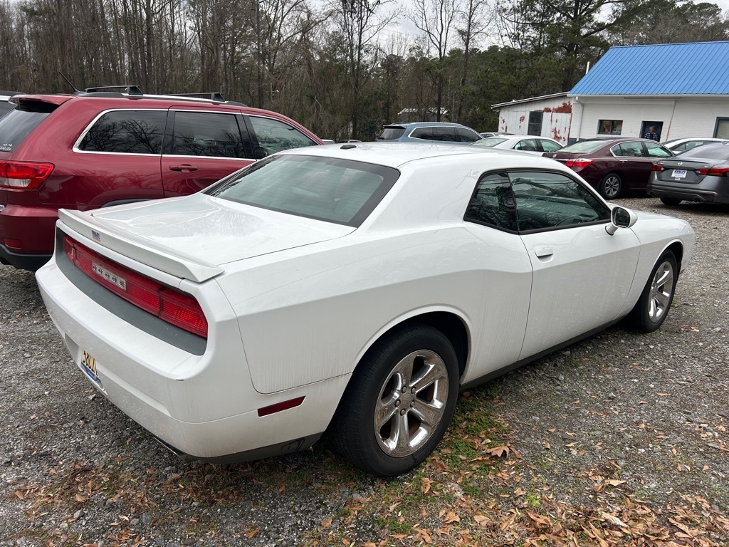Dodge Challenger 2dr Cpe SXT 2014