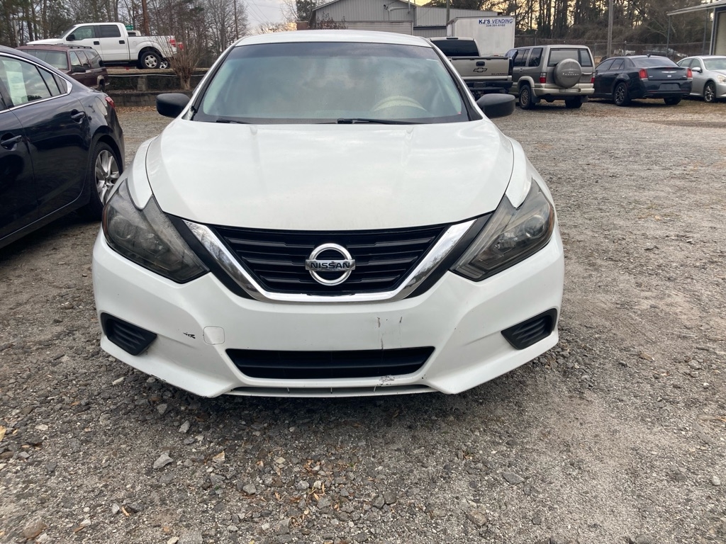 Nissan Altima 4dr Sdn I4 2.5 2016
