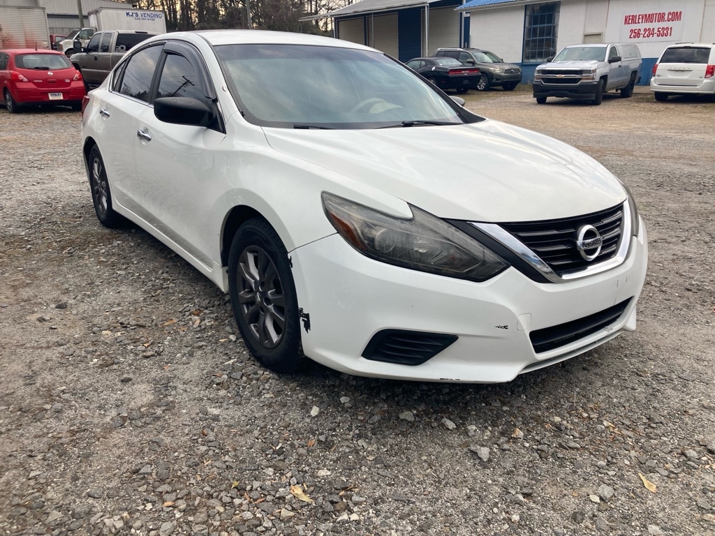Nissan Altima 4dr Sdn I4 2.5 2016