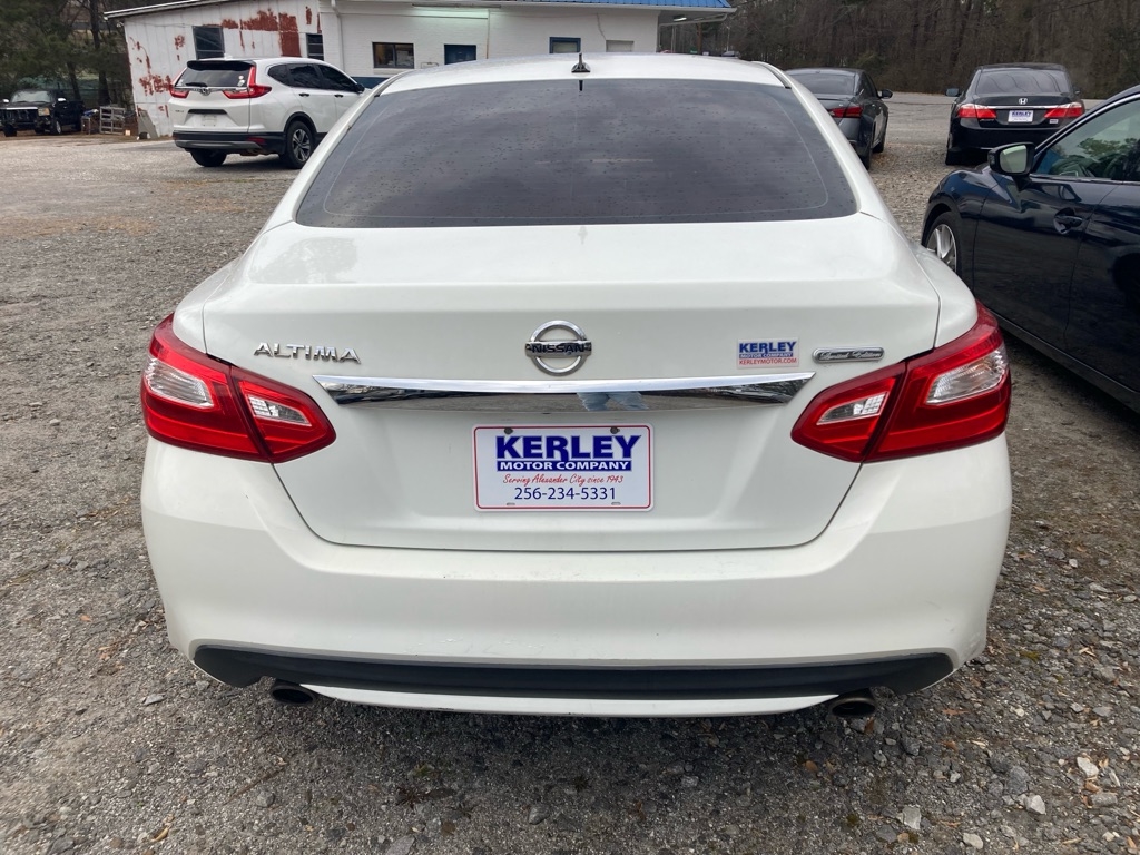 Nissan Altima 4dr Sdn I4 2.5 2016