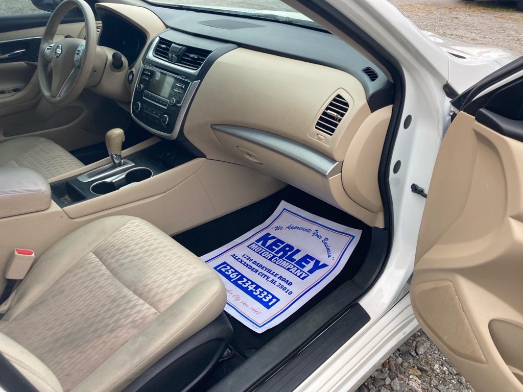 Nissan Altima 4dr Sdn I4 2.5 2016