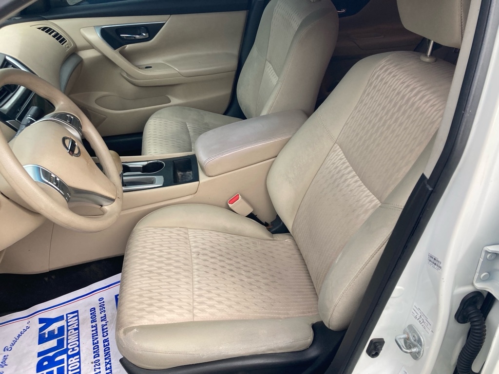 Nissan Altima 4dr Sdn I4 2.5 2016