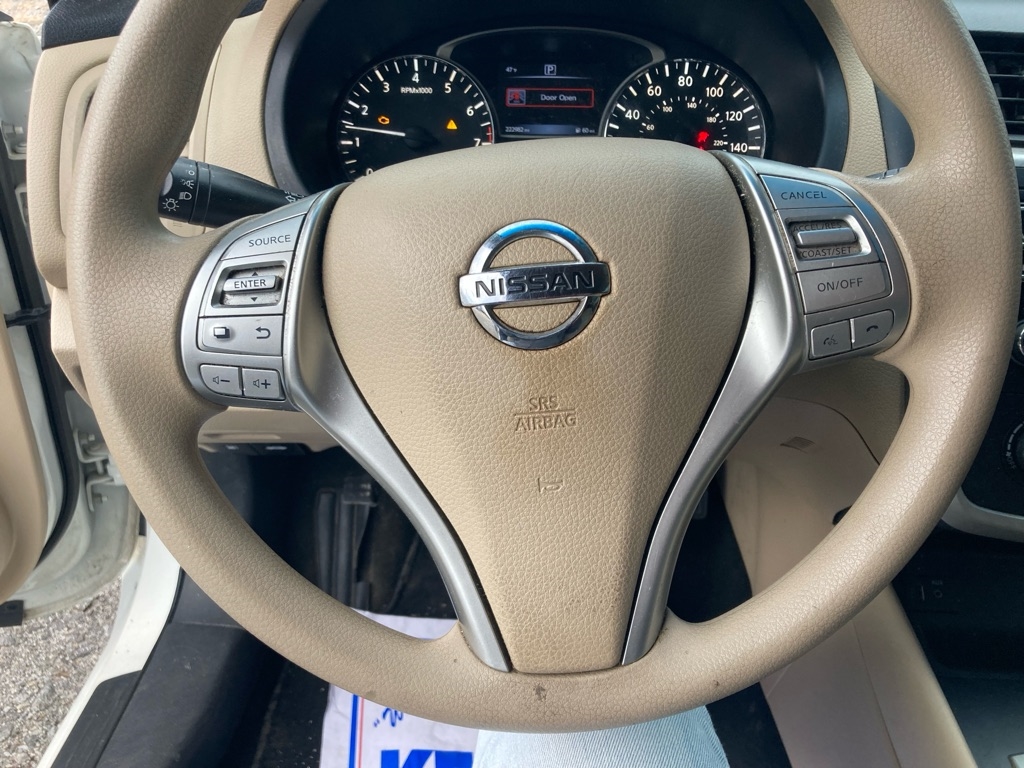 Nissan Altima 4dr Sdn I4 2.5 2016