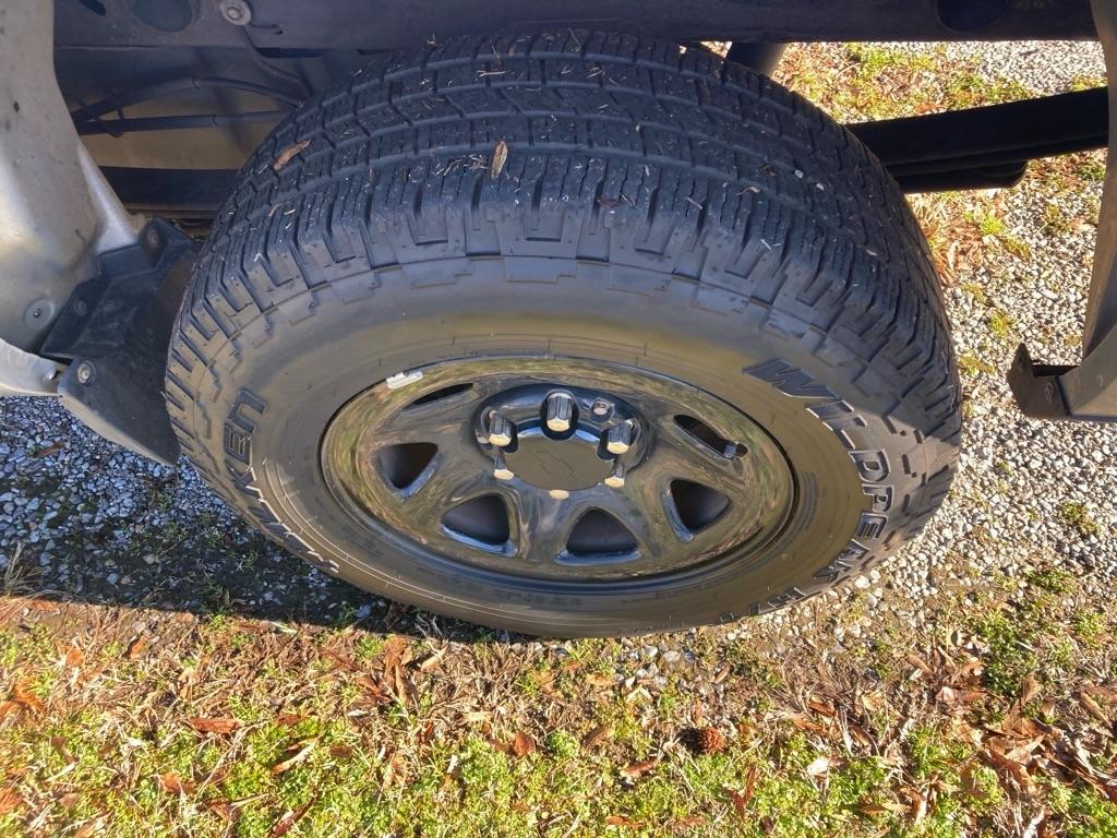 Chevrolet Silverado 1500 2WD Reg Cab 133.0" Work Truck 2016