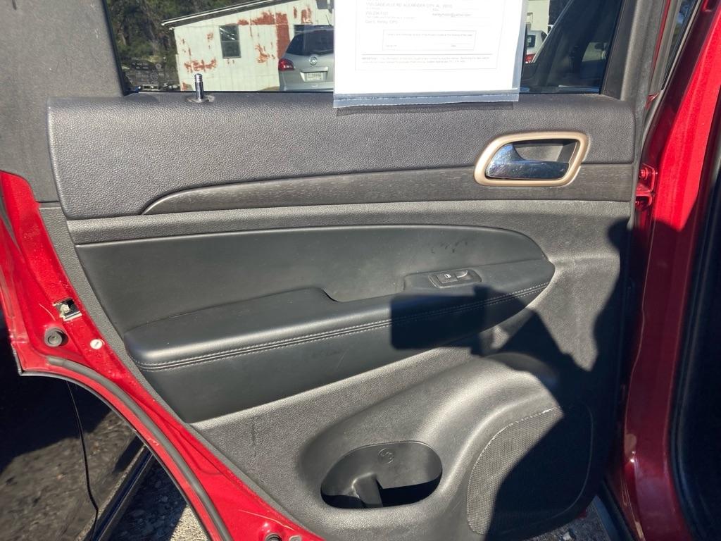 Jeep Grand Cherokee RWD 4dr Laredo 2015