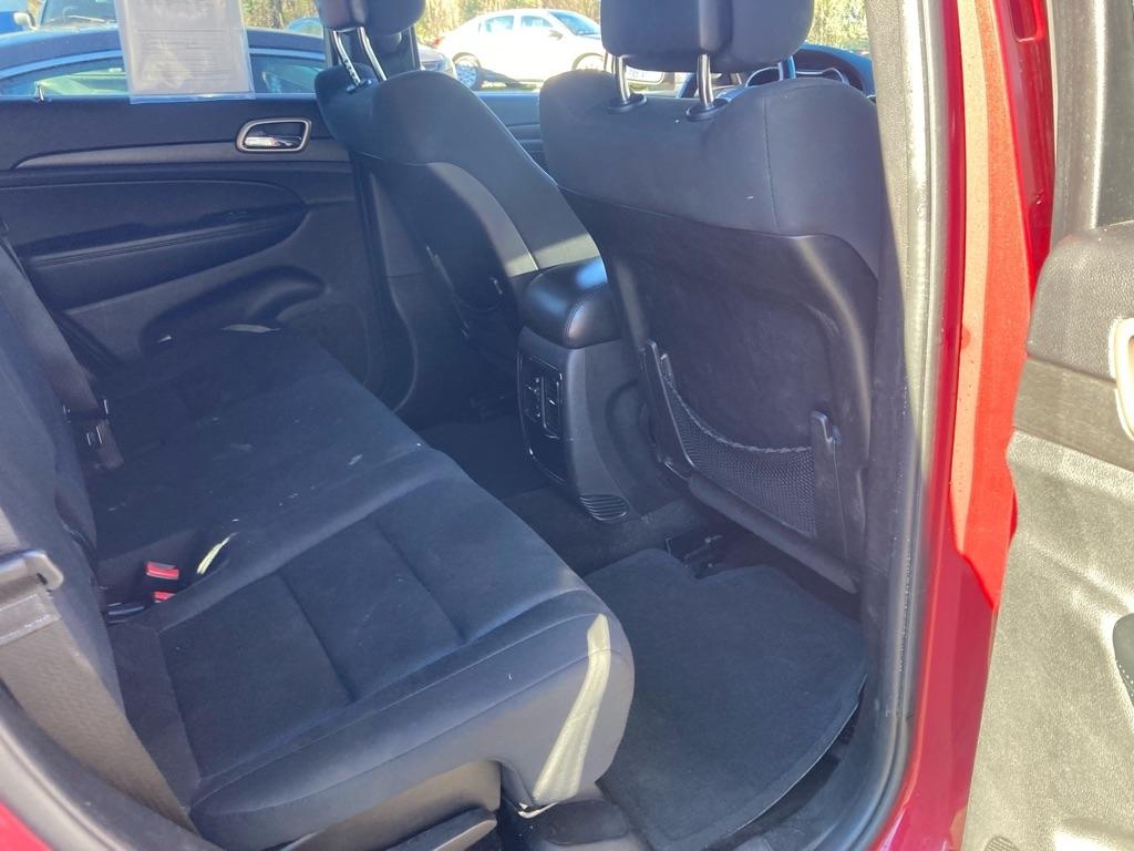 Jeep Grand Cherokee RWD 4dr Laredo 2015