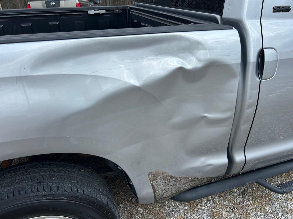 Toyota Tundra 2WD Double 145.7" 4.7L V8 SR5 (Natl 2007