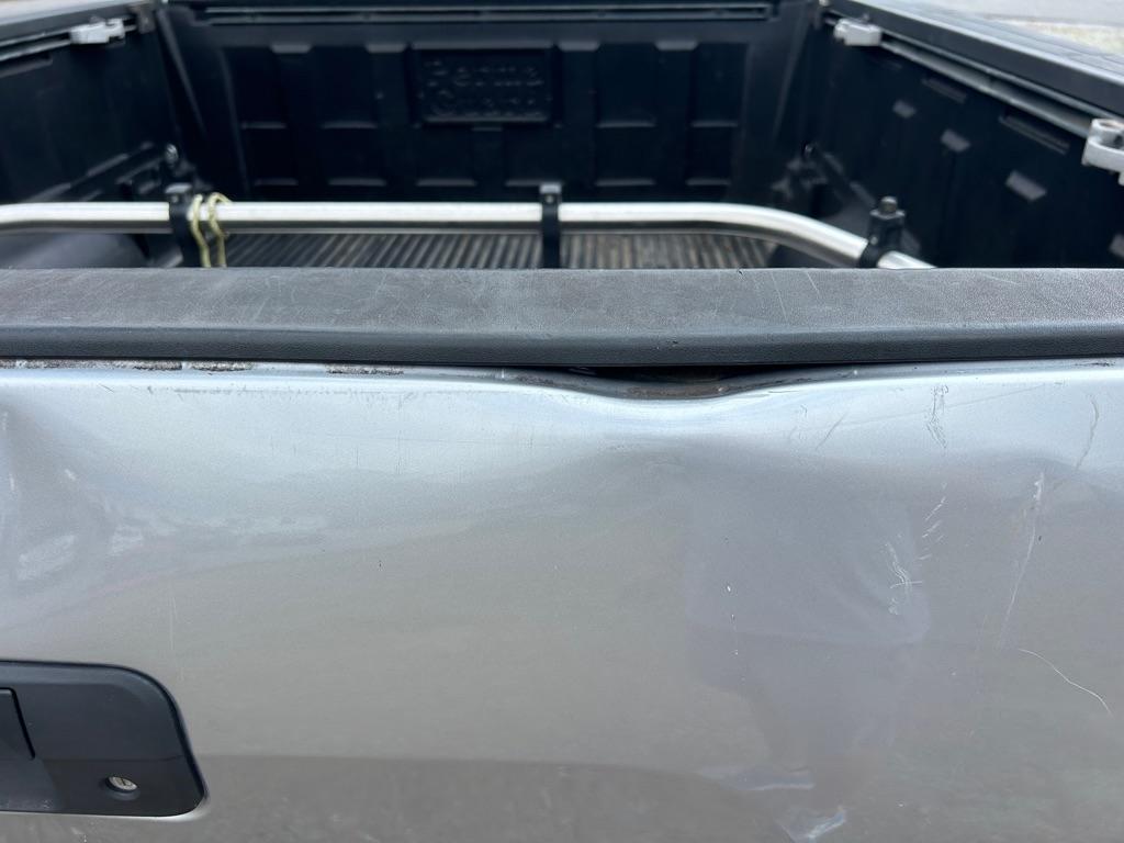 Toyota Tundra 2WD Double 145.7" 4.7L V8 SR5 (Natl 2007