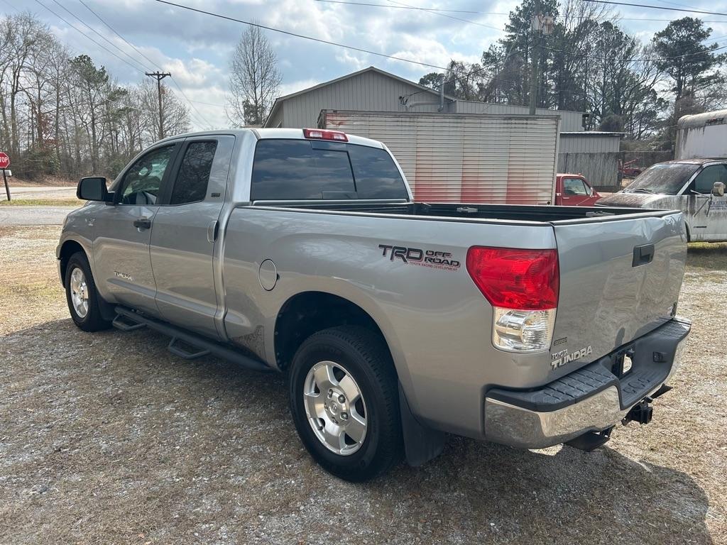 Toyota Tundra 2WD Double 145.7" 4.7L V8 SR5 (Natl 2007
