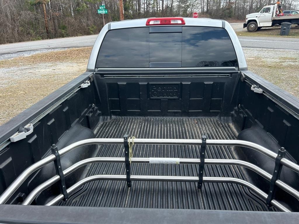 Toyota Tundra 2WD Double 145.7" 4.7L V8 SR5 (Natl 2007