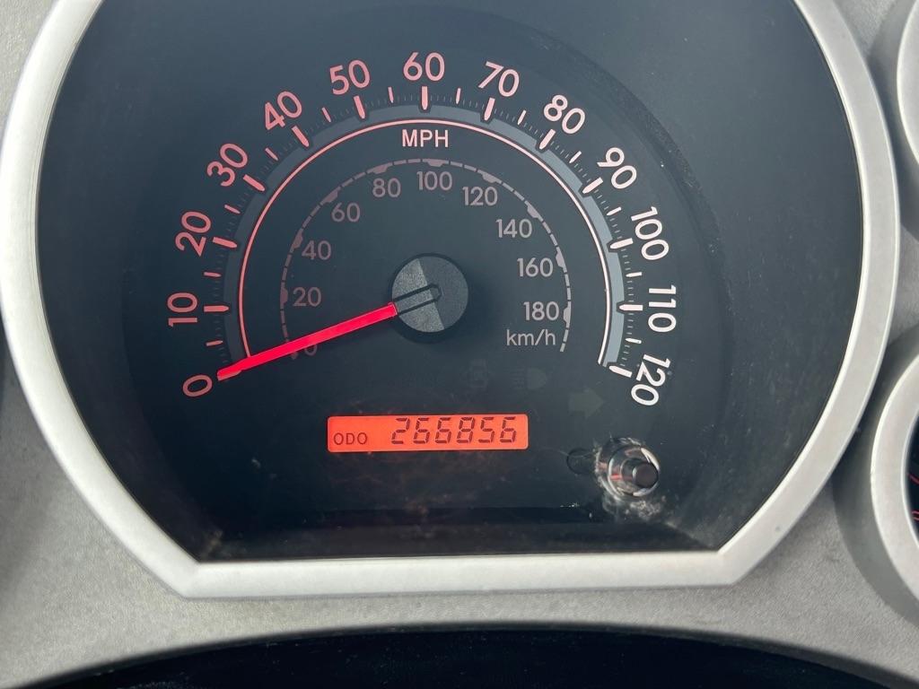 Toyota Tundra 2WD Double 145.7" 4.7L V8 SR5 (Natl 2007