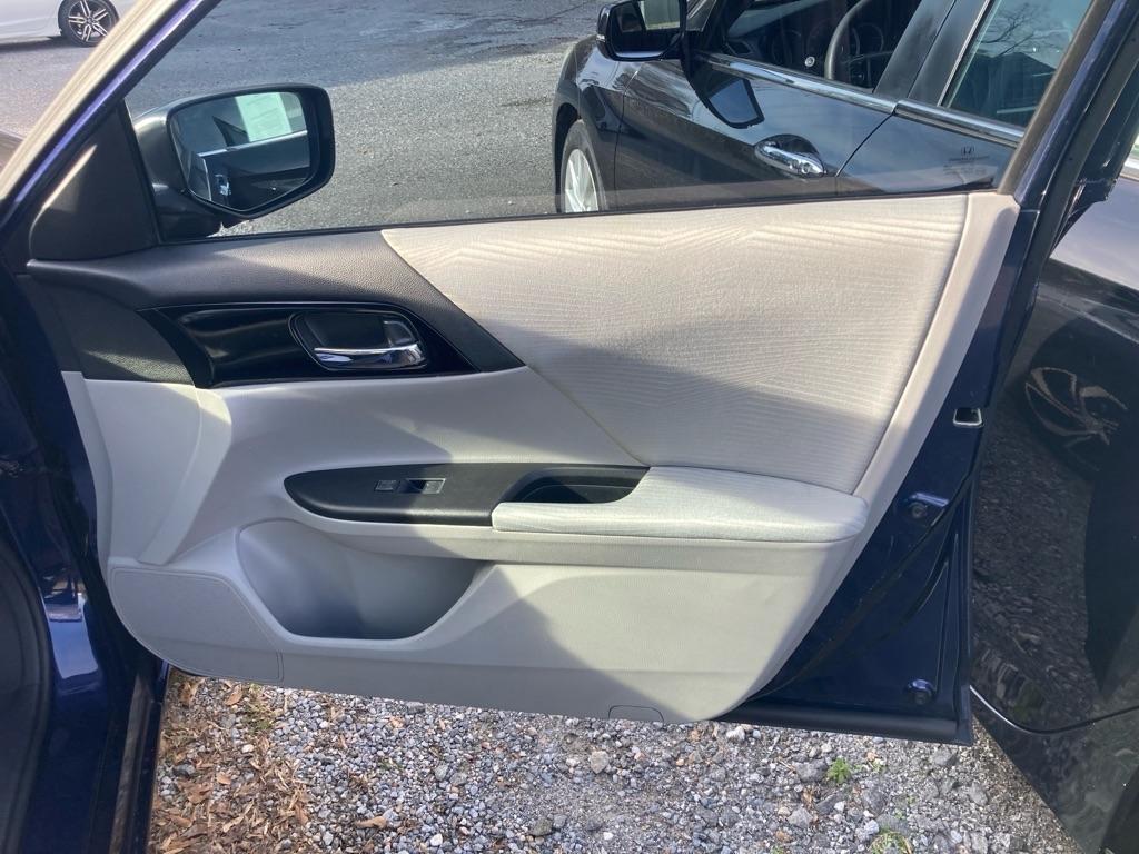 Honda Accord Sedan LX CVT 2017