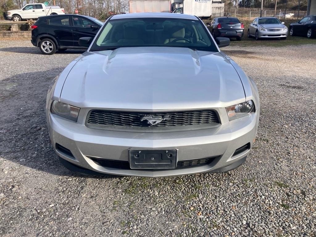 Ford Mustang 2dr Cpe V6 2011