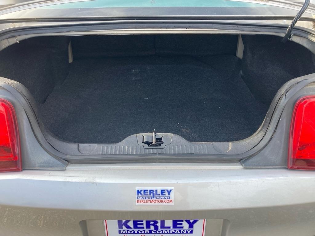 Ford Mustang 2dr Cpe V6 2011