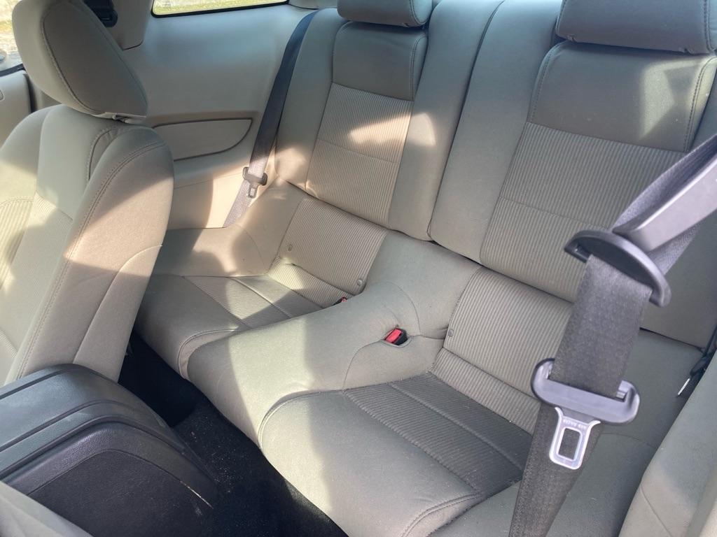 Ford Mustang 2dr Cpe V6 2011