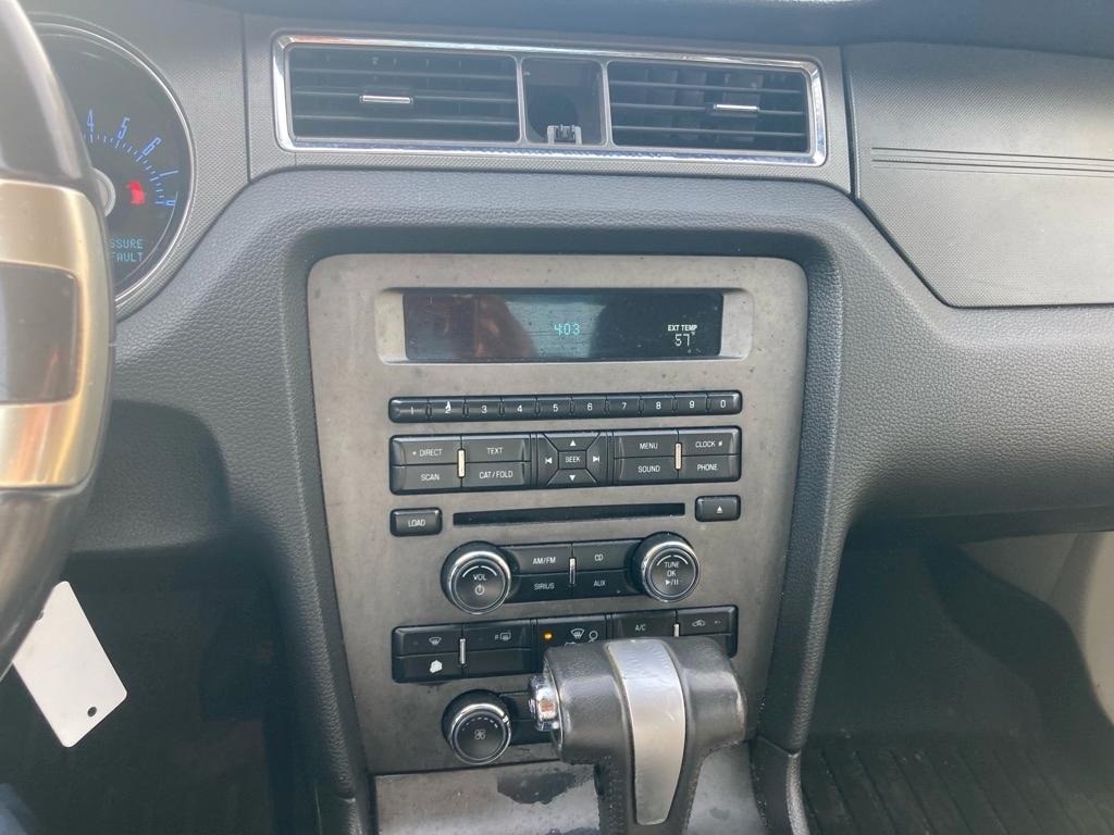 Ford Mustang 2dr Cpe V6 2011