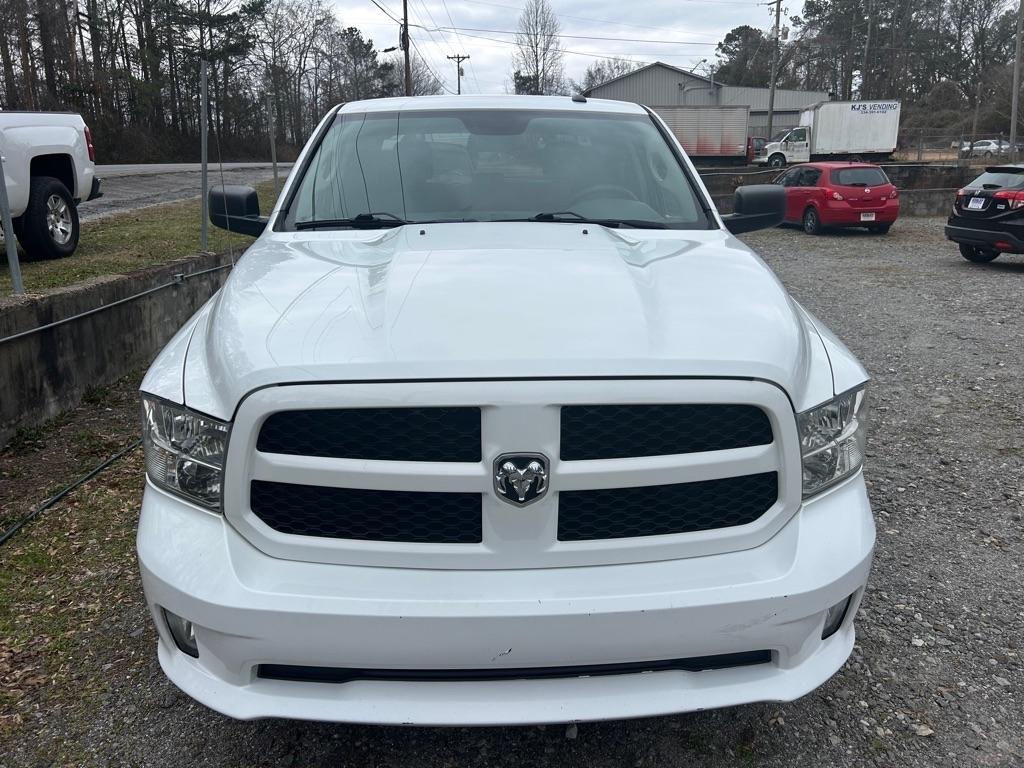 RAM 1500 2WD Crew Cab 140.5" Express 2016