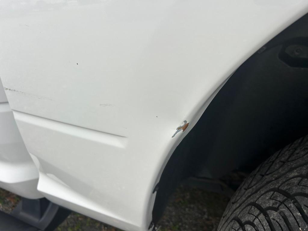 RAM 1500 2WD Crew Cab 140.5" Express 2016