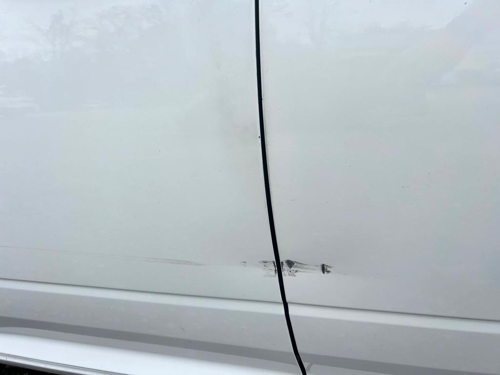 RAM 1500 2WD Crew Cab 140.5" Express 2016