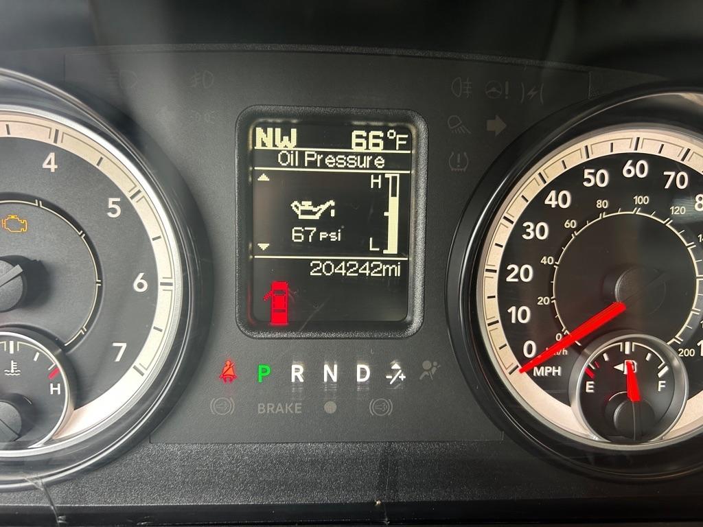 RAM 1500 2WD Crew Cab 140.5" Express 2016