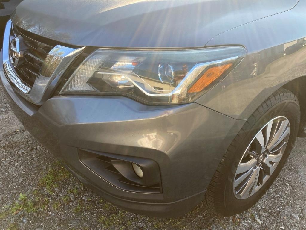 Nissan Pathfinder FWD SV 2019